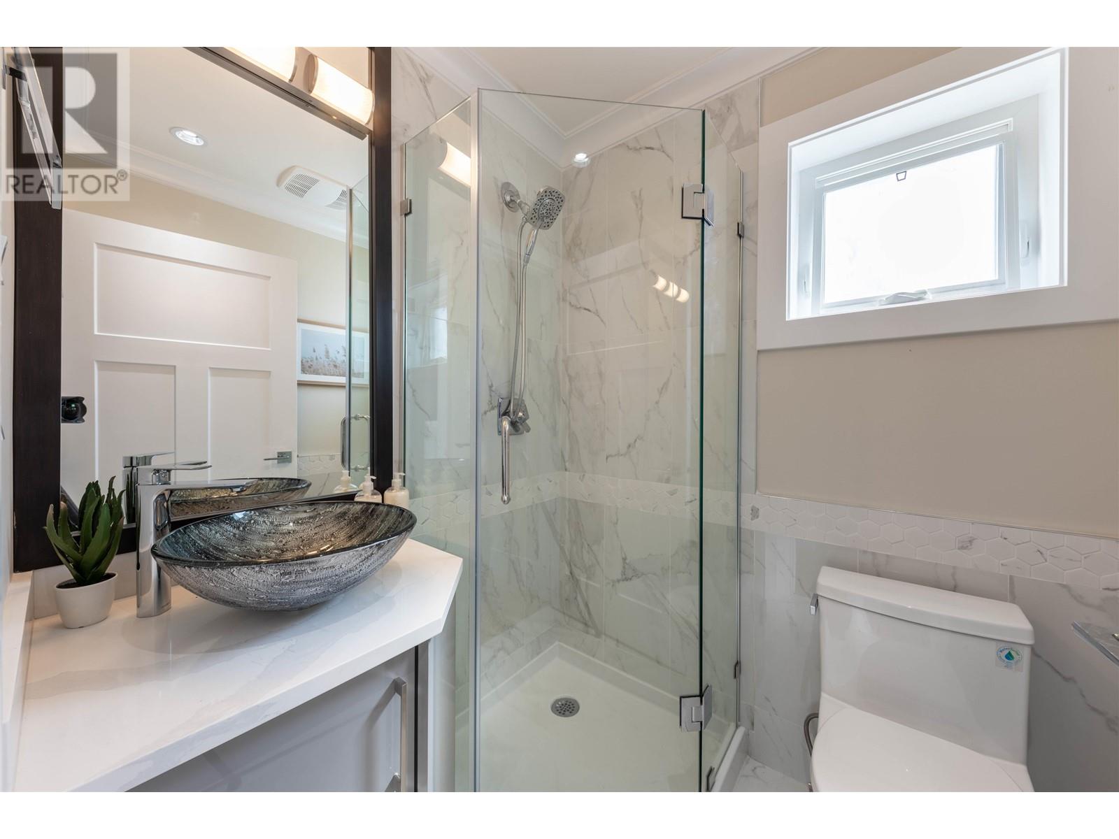6524 Angus Drive, Vancouver, British Columbia  V6P 5H9 - Photo 31 - R2984910
