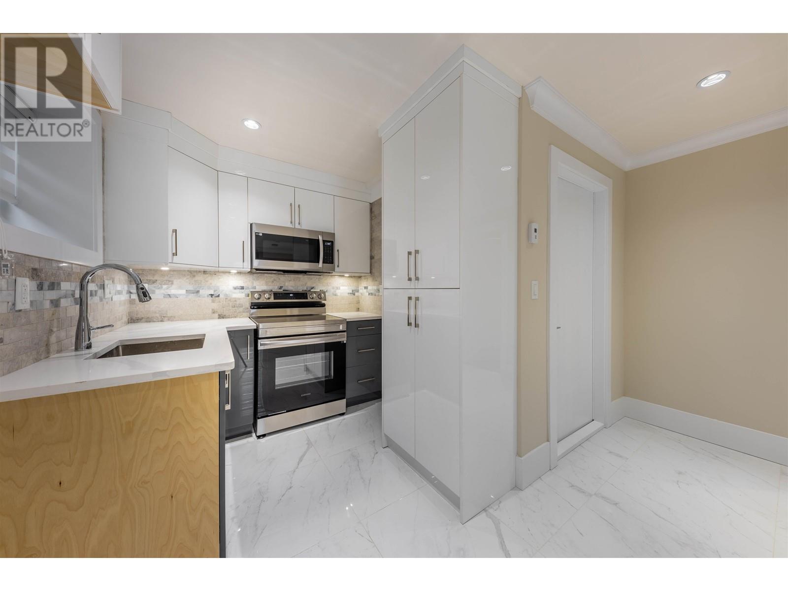 6524 Angus Drive, Vancouver, British Columbia  V6P 5H9 - Photo 35 - R2984910