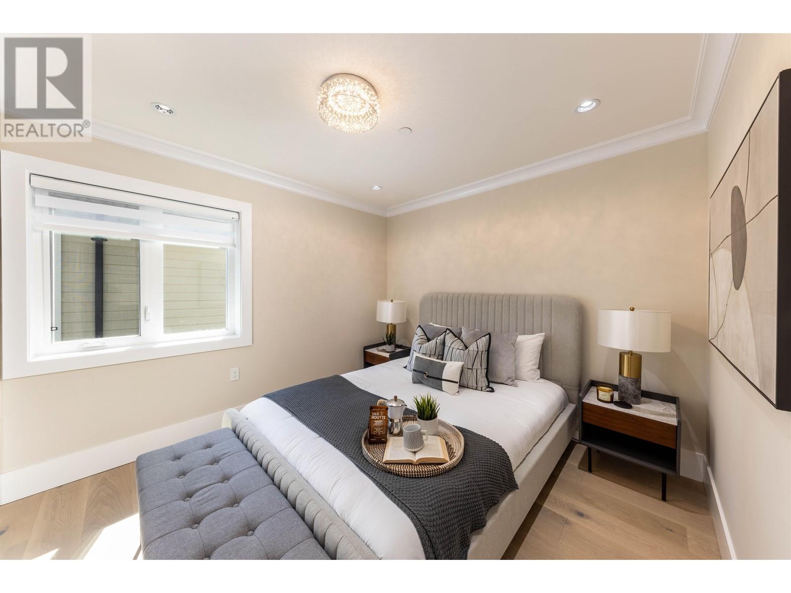 6524 Angus Drive, Vancouver, British Columbia  V6P 5H9 - Photo 9 - R2984910