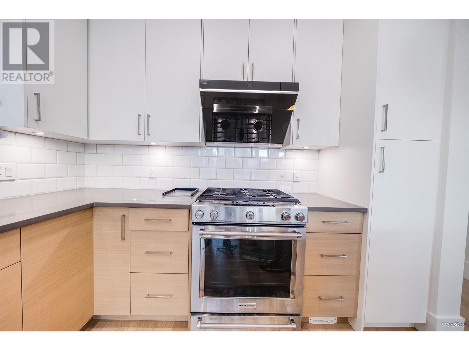 11744 4th Avenue, Richmond, British Columbia  V7E 3H4 - Photo 12 - R2984869
