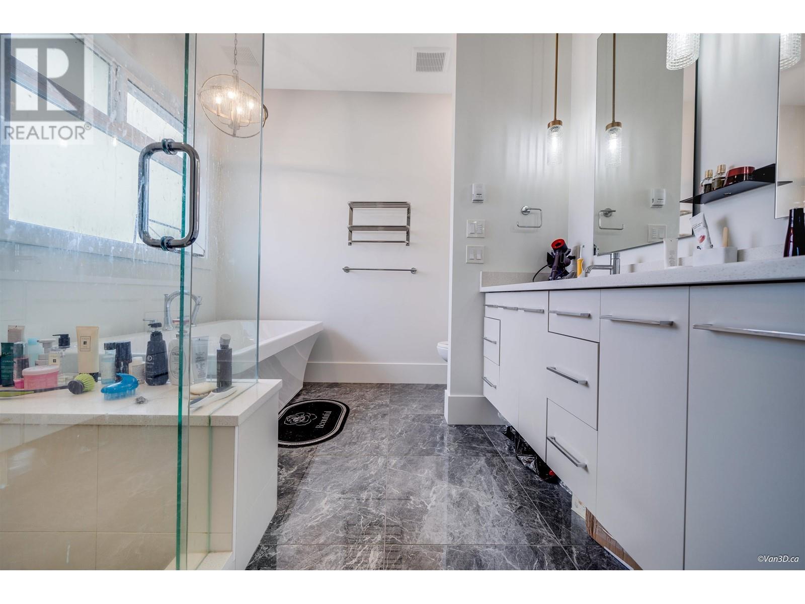 11744 4th Avenue, Richmond, British Columbia  V7E 3H4 - Photo 25 - R2984869
