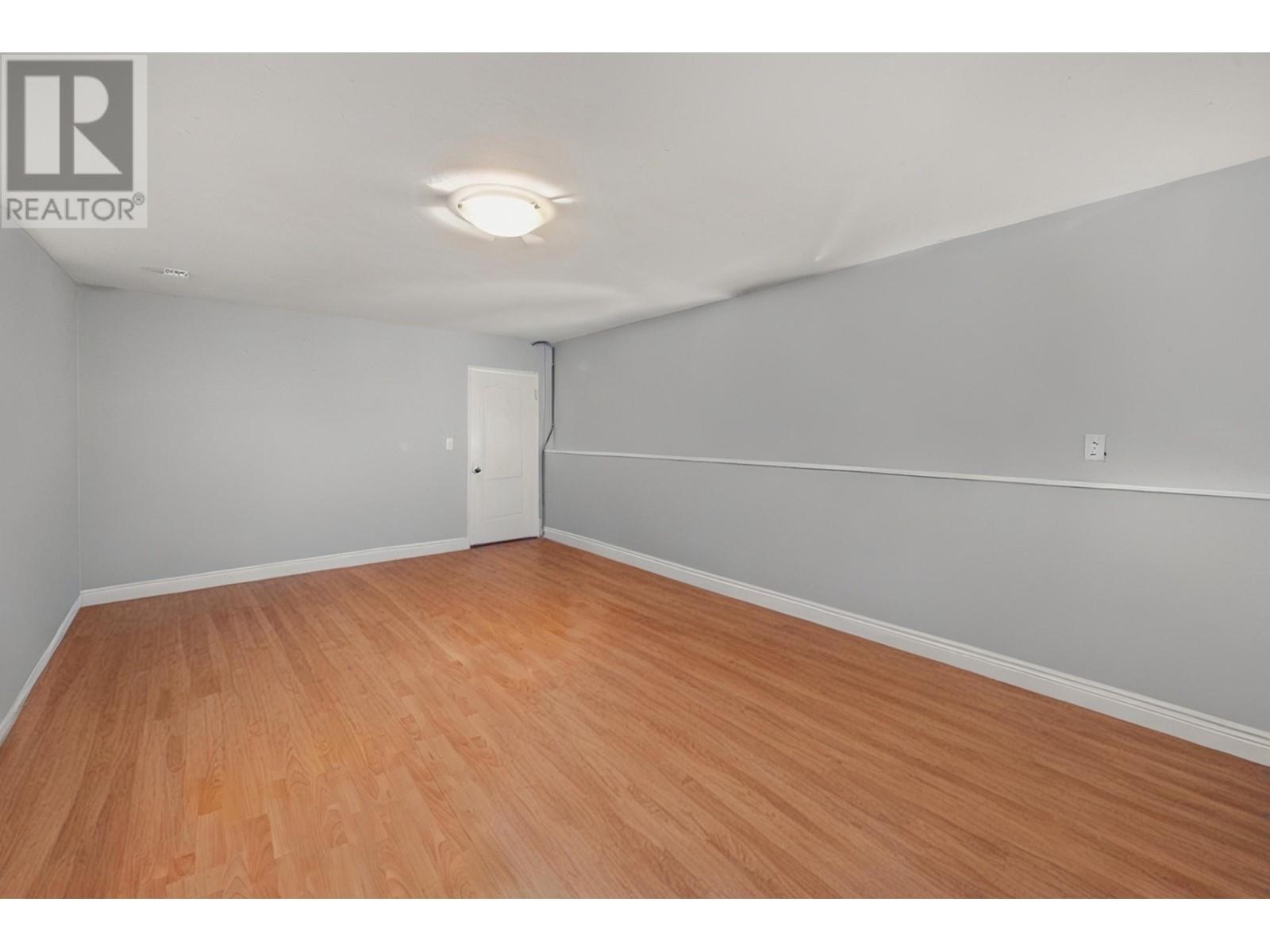3949 Sefton Street, Port Coquitlam, British Columbia  V3B 3S2 - Photo 11 - R2984890