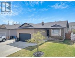 11 Lakeland Road Lakeway Landing, Sylvan Lake, Ca