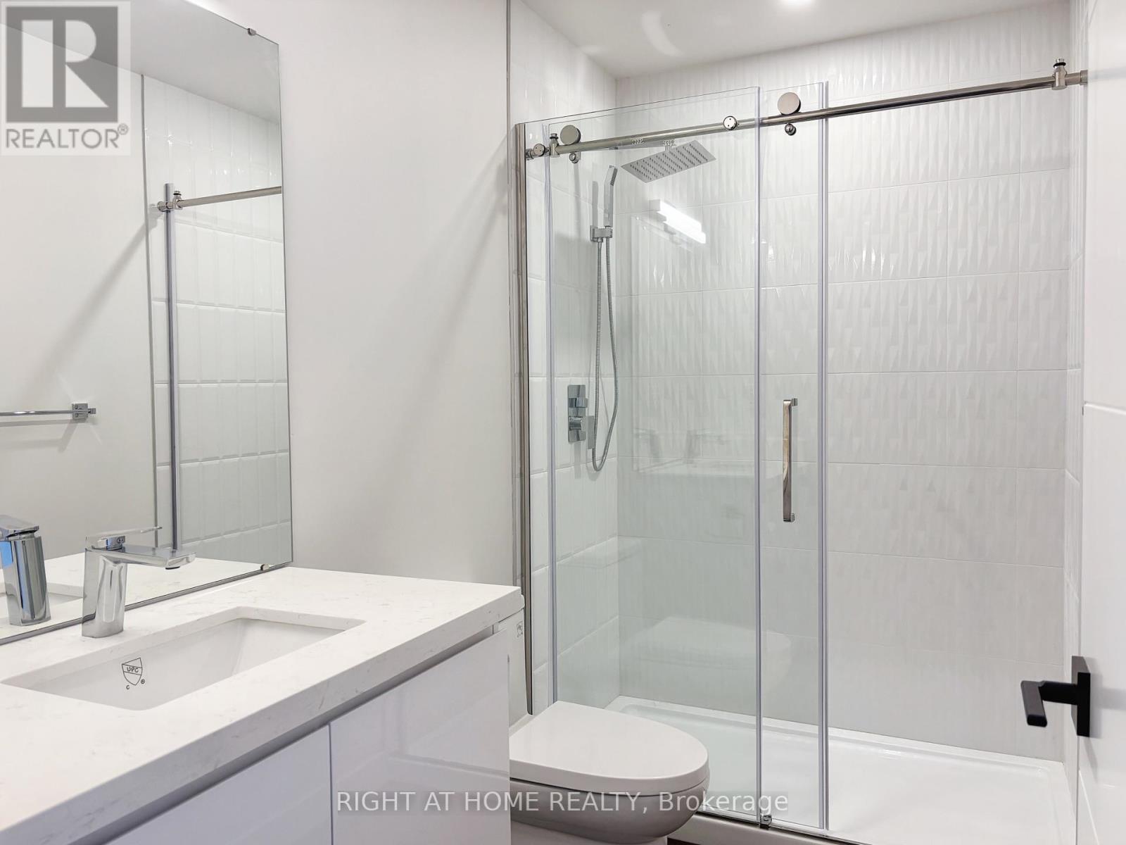 305 - 399 Winston Avenue, Ottawa, Ontario  K2A 1Y8 - Photo 7 - X12030411