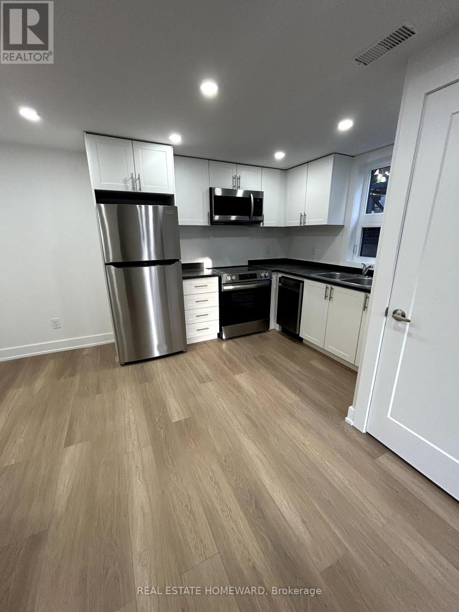 3 - 137 Curzon Street, Toronto, Ontario  M4M 3B6 - Photo 3 - E12055403