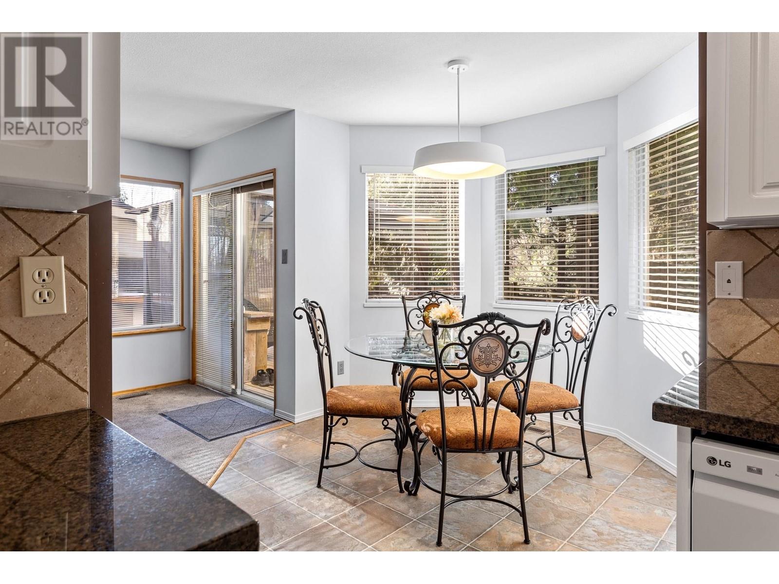 8 Parkwood Place, Port Moody, British Columbia  V3H 4K6 - Photo 15 - R2961682