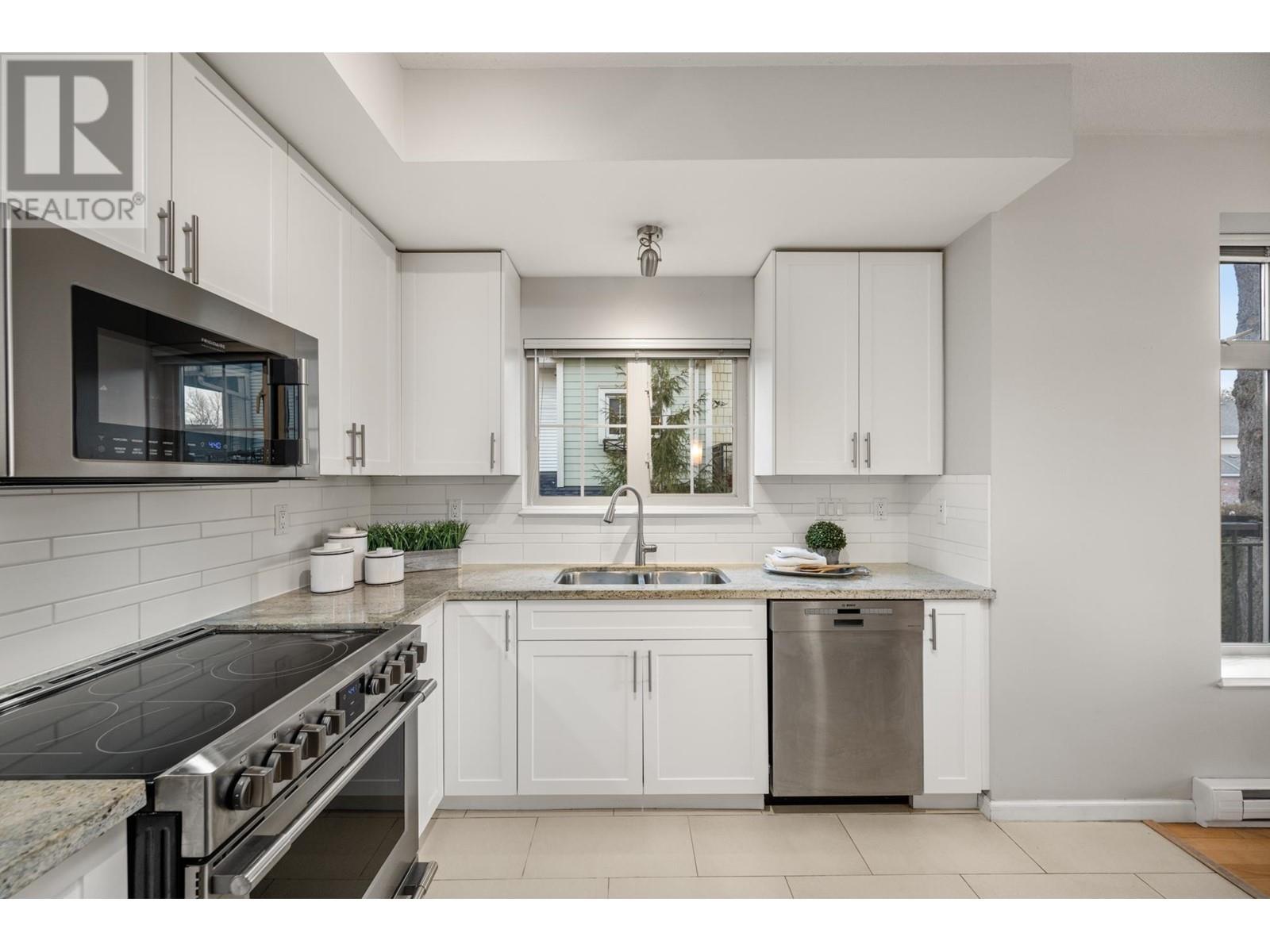 21 245 Francis Way, New Westminster, British Columbia  V3L 0A7 - Photo 8 - R2976358