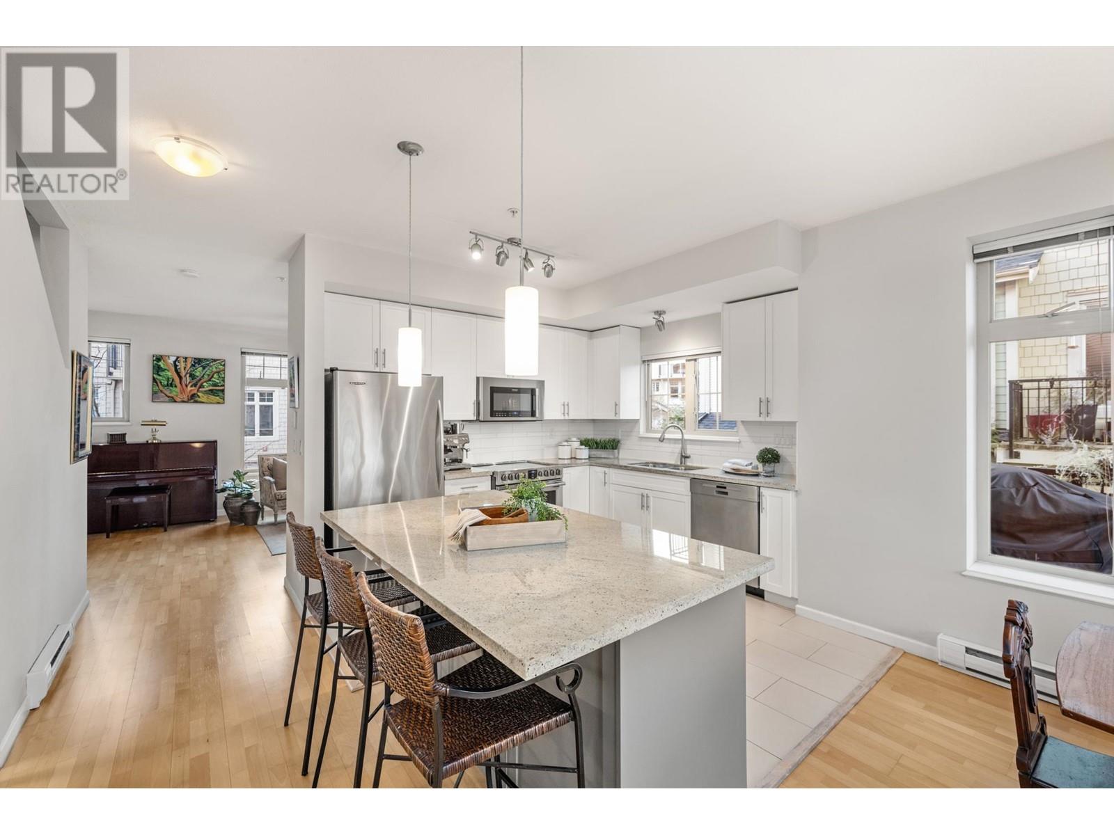 21 245 Francis Way, New Westminster, British Columbia  V3L 0A7 - Photo 6 - R2976358