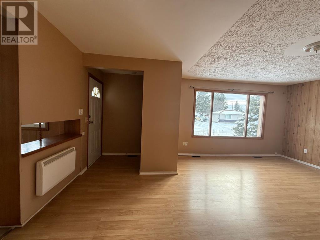 36 Sandy Drive, Whitecourt, Alberta  T7S 1G9 - Photo 6 - A2179558