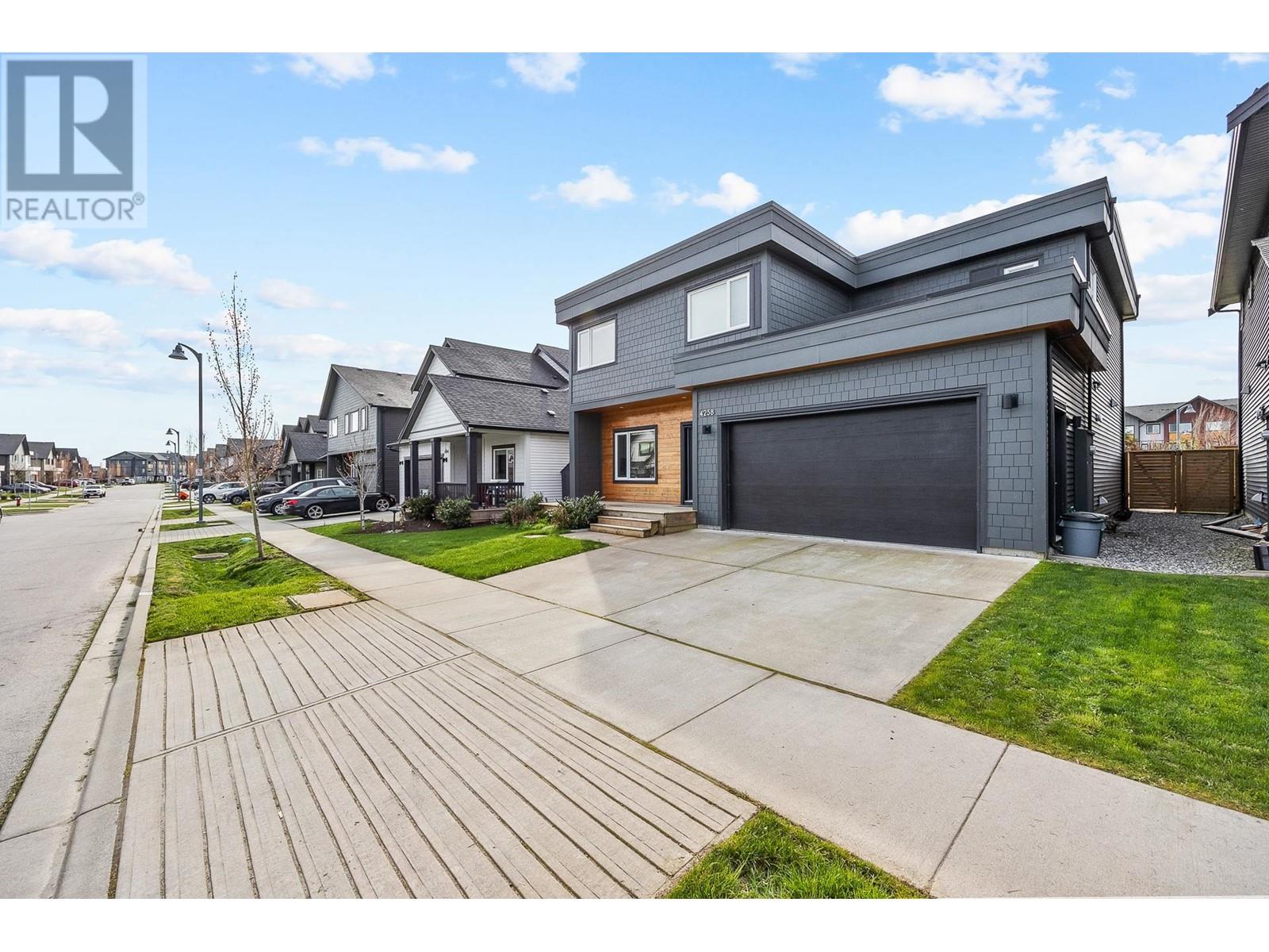4258 Cormorant Way, Tsawwassen, British Columbia  V4M 0C8 - Photo 3 - R2984084