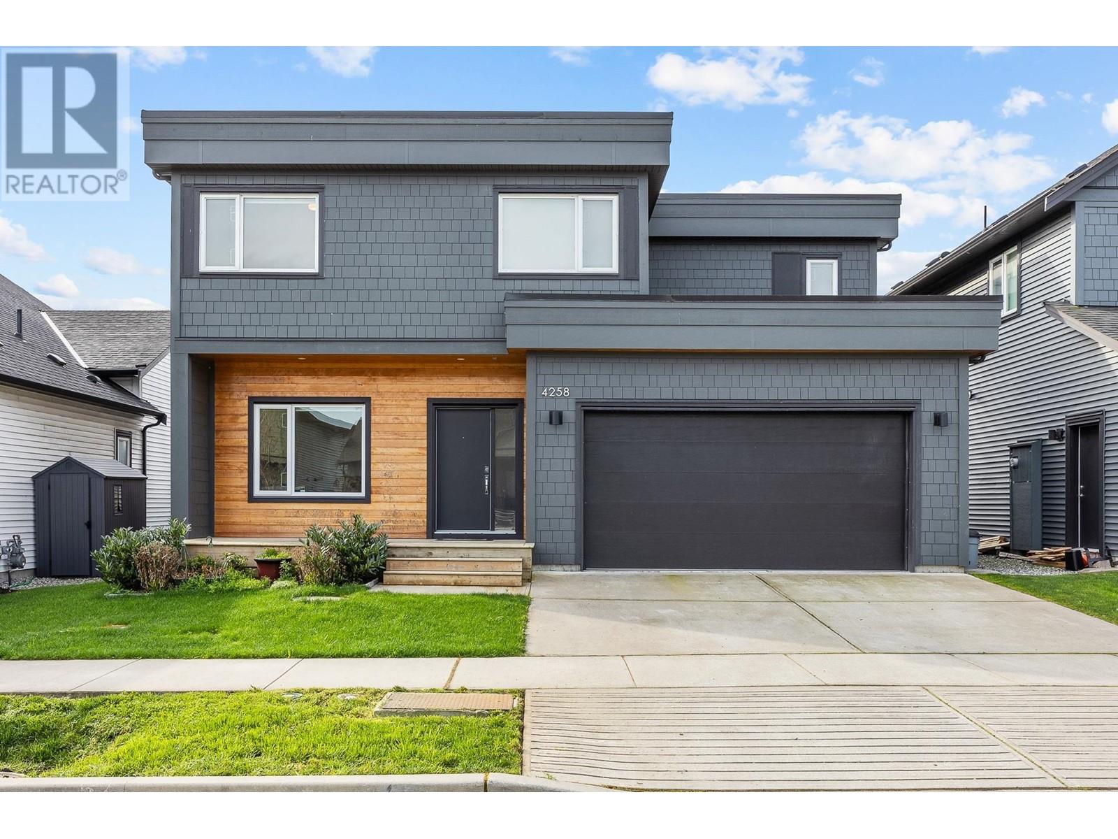 4258 Cormorant Way, Tsawwassen, British Columbia  V4M 0C8 - Photo 1 - R2984084