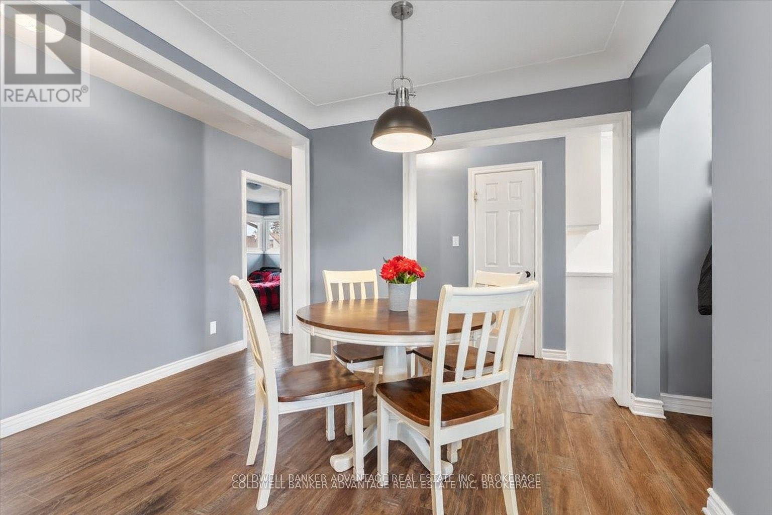 9 Meadowvale Drive, St. Catharines (Lakeport), Ontario  L2N 3Z6 - Photo 12 - X12055441
