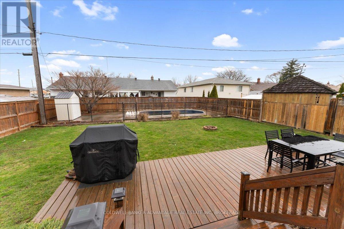 9 Meadowvale Drive, St. Catharines (Lakeport), Ontario  L2N 3Z6 - Photo 39 - X12055441