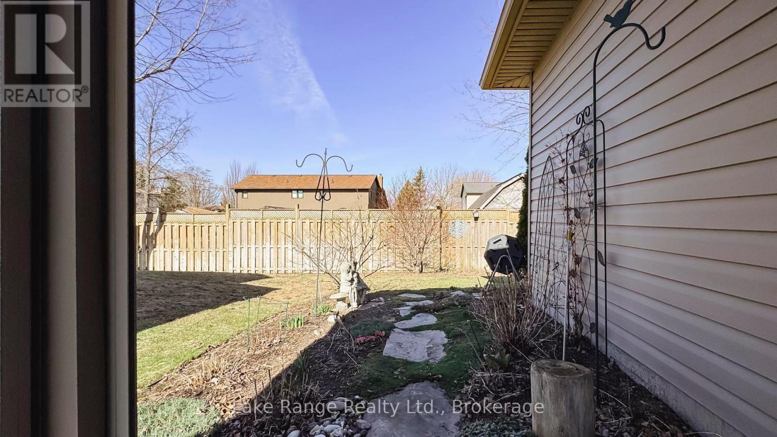 503 - 503 Stornoway, Huron-Kinloss, Ontario  N2Z 0A4 - Photo 9 - X12055439