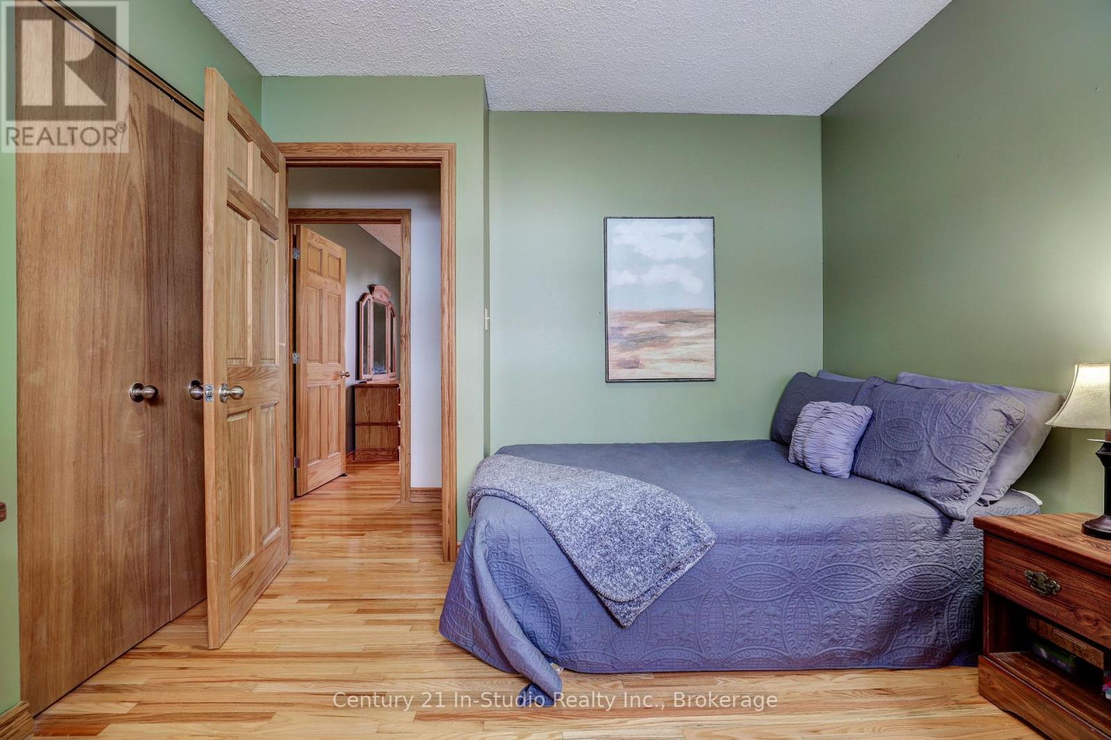 134 Macintosh Drive, Georgian Bluffs, Ontario  N0H 1S0 - Photo 27 - X12047938