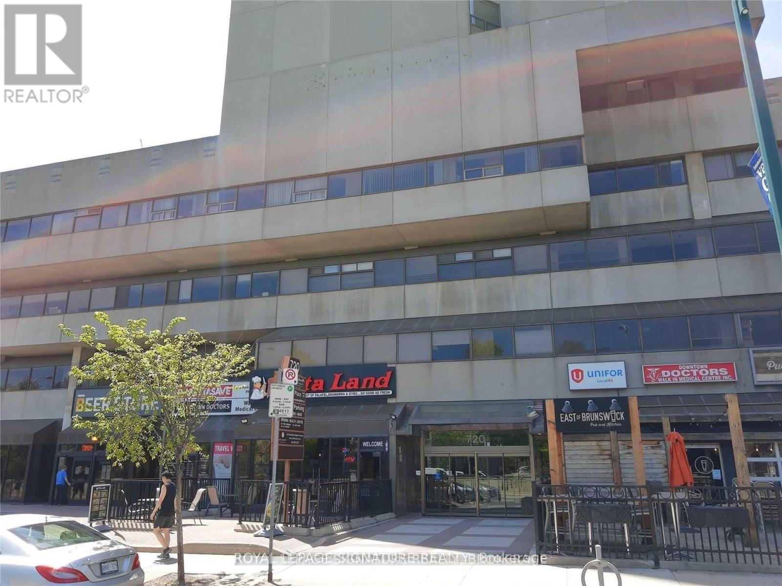 1404 - 720 Spadina Avenue, Toronto, Ontario  M5S 2T9 - Photo 8 - C12055431
