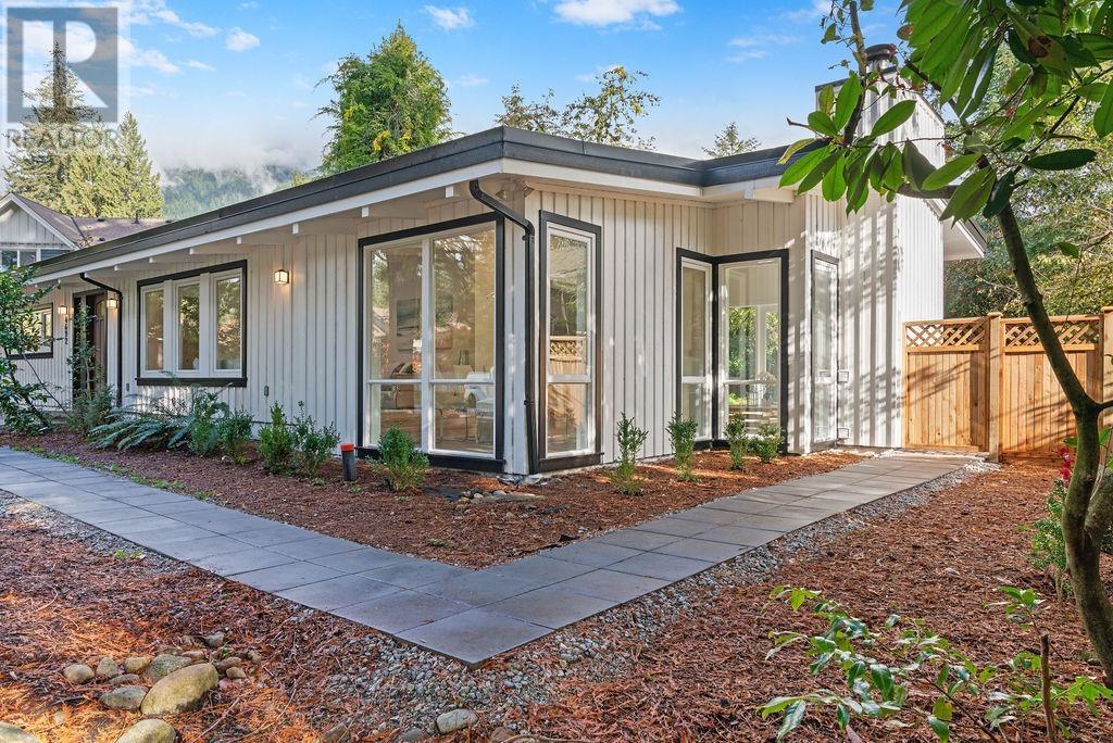 4692 Glenwood Avenue, North Vancouver, British Columbia  V7R 4G7 - Photo 30 - R2964069