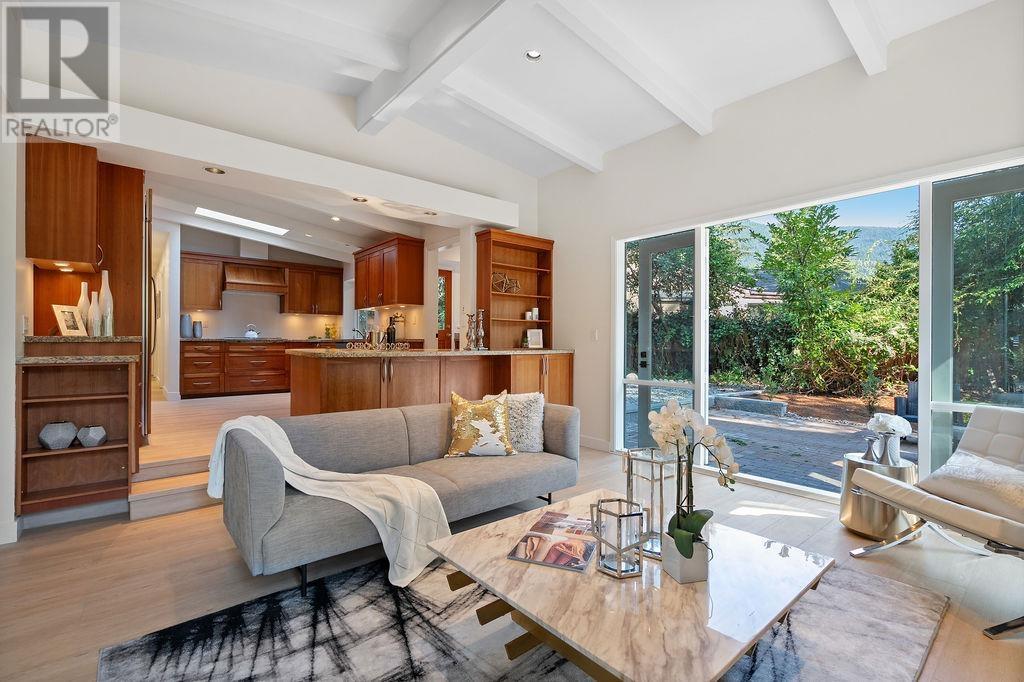 Property at 4692 GLENWOOD AVENUE image 3