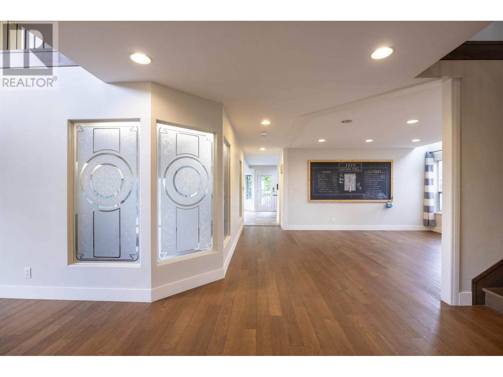 1225 Gateway Place, Port Coquitlam, British Columbia  V3C 5X4 - Photo 4 - R2984862