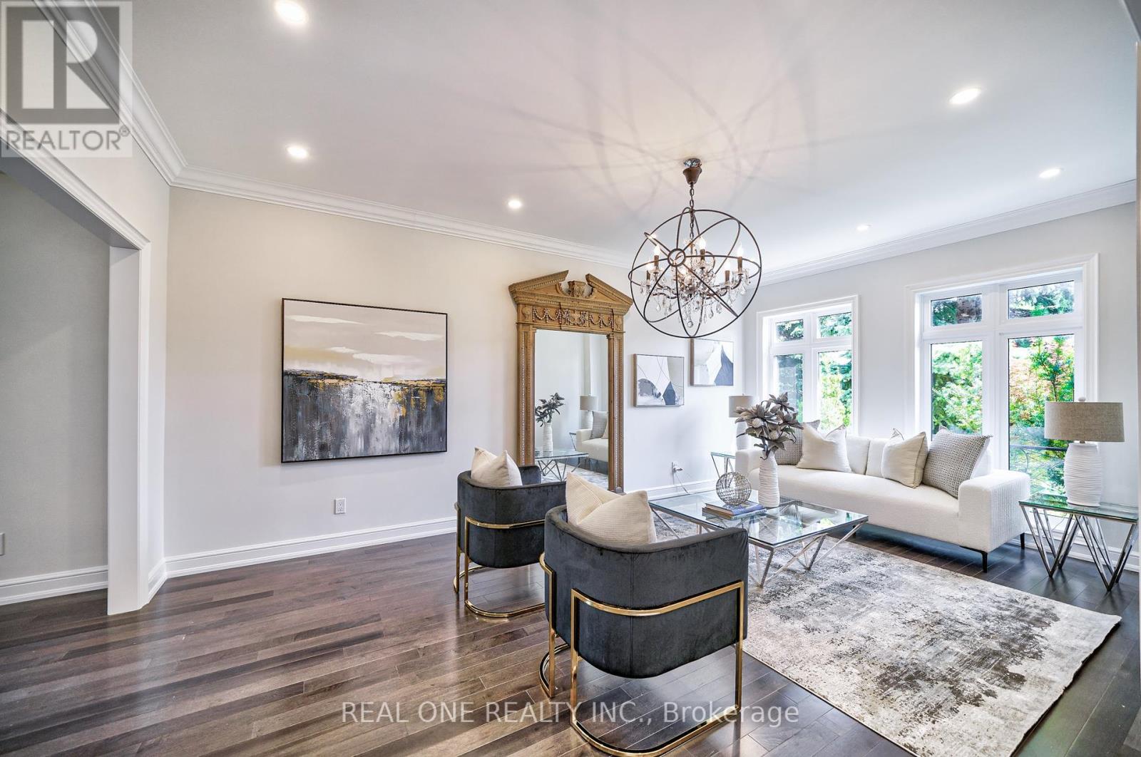 Property at 26 CLARENDON DRIVE image 5