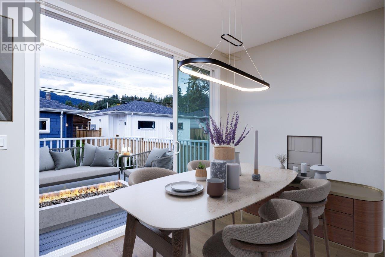336 E 17th Street, North Vancouver, British Columbia  V7L 2V9 - Photo 10 - R2984937