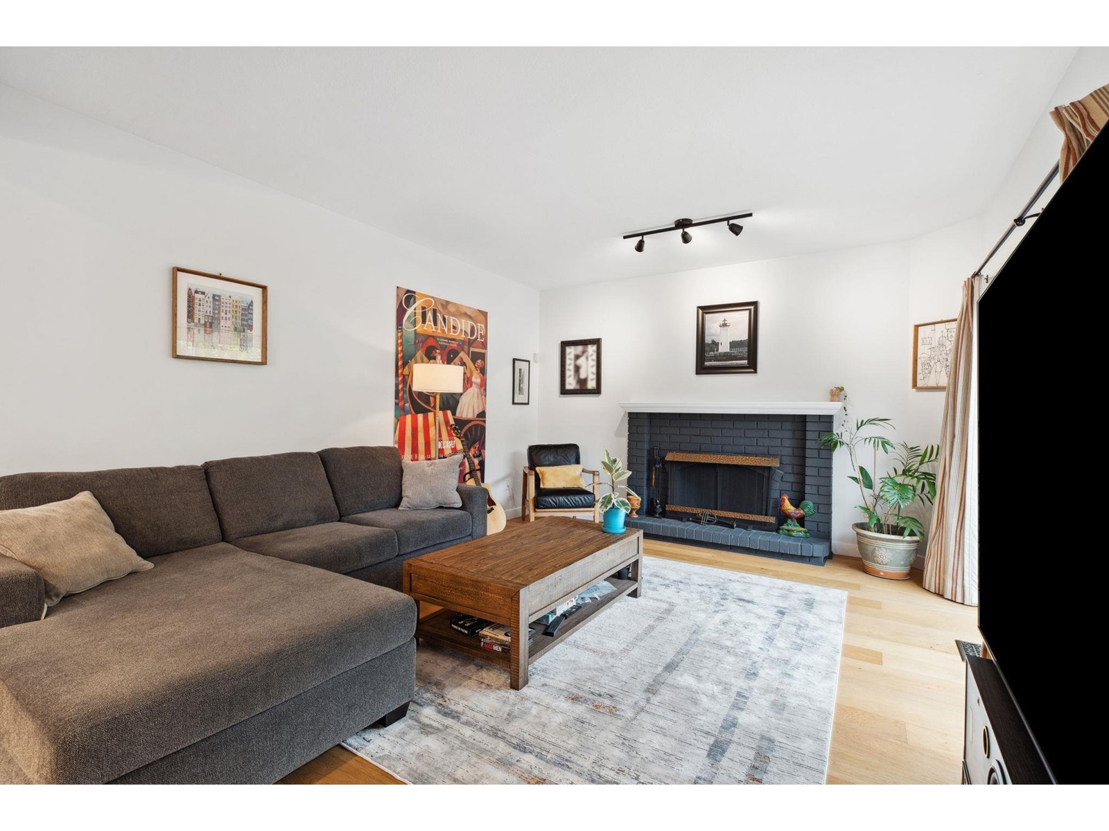 14370 83 Avenue, Surrey, British Columbia  V3W 0V7 - Photo 6 - R2984557