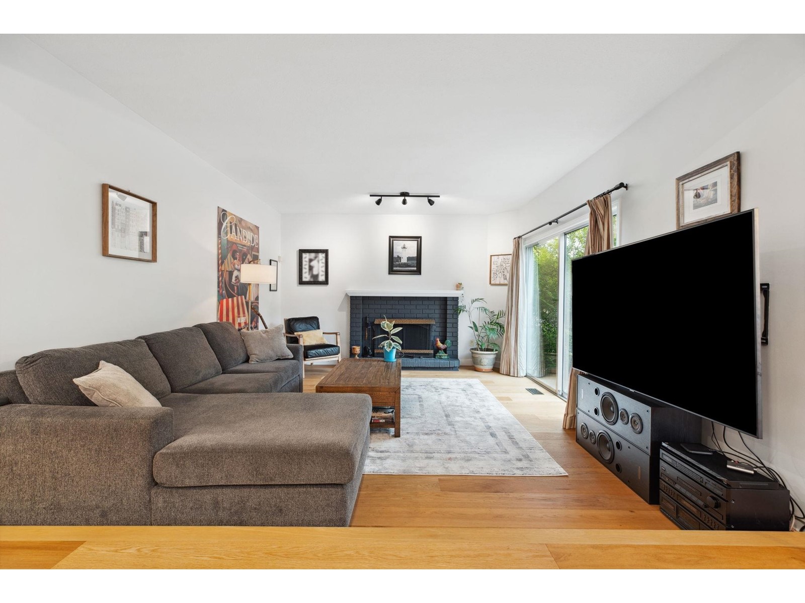 14370 83 Avenue, Surrey, British Columbia  V3W 0V7 - Photo 5 - R2984557