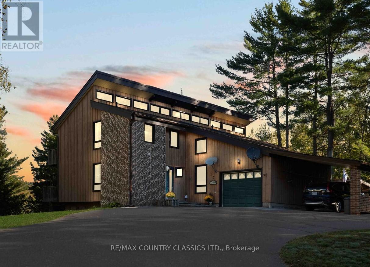 13 LORBETSKI ROAD, Madawaska Valley, Ontario