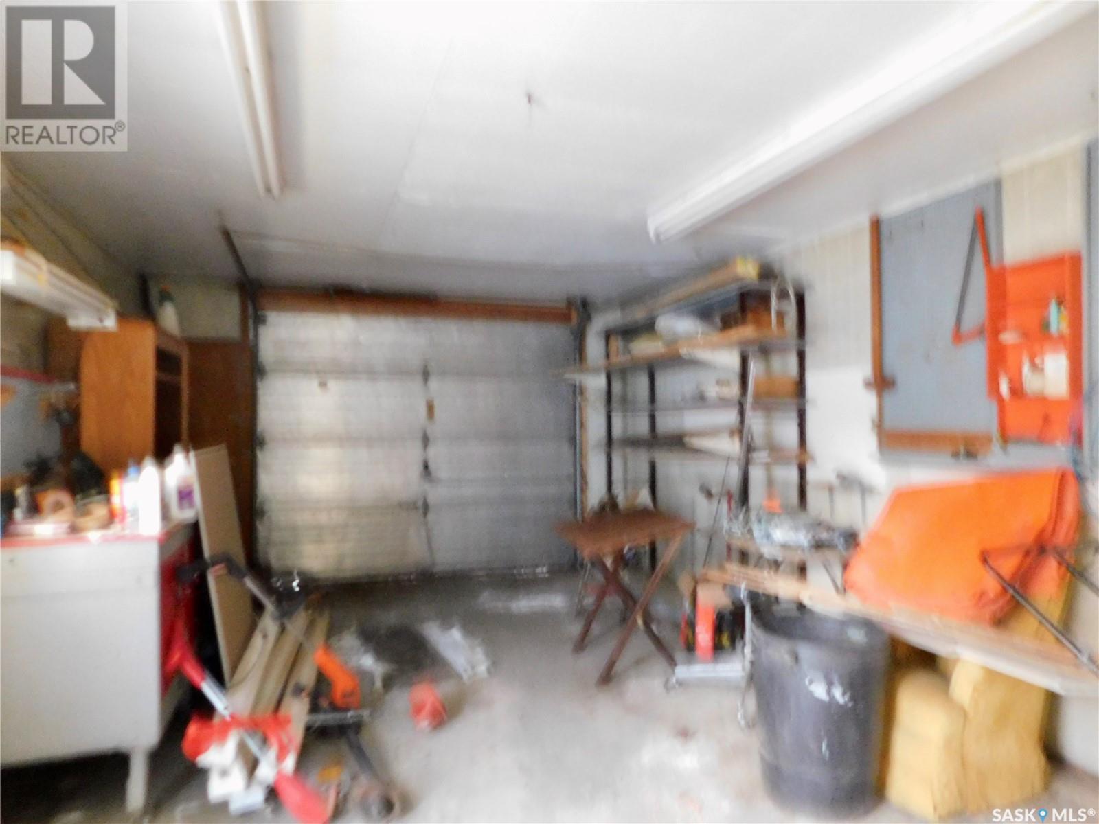 517 3rd Avenue E, Assiniboia, Saskatchewan  S0H 0B0 - Photo 28 - SK000370
