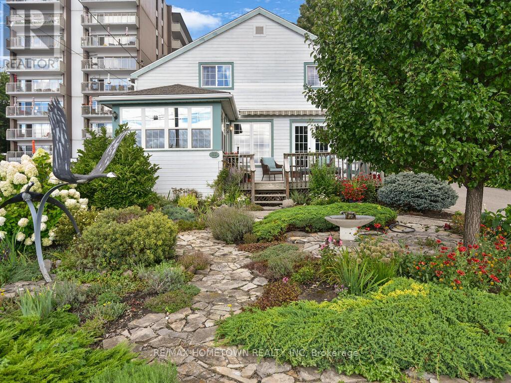 Property at 92 WATER STREET E image 1