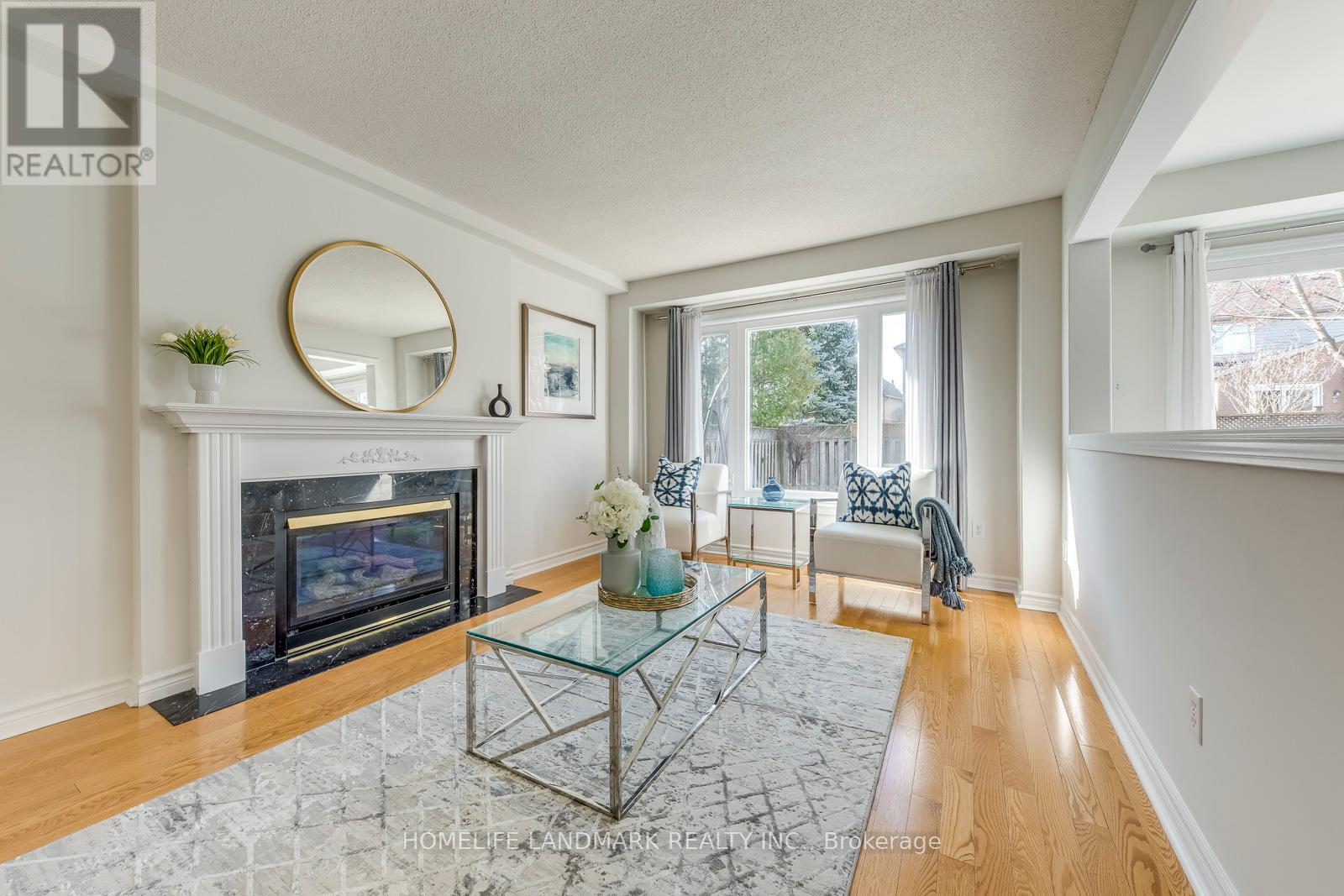 5816 Greensboro Drive, Mississauga, Ontario  L5M 5T1 - Photo 8 - W12055501