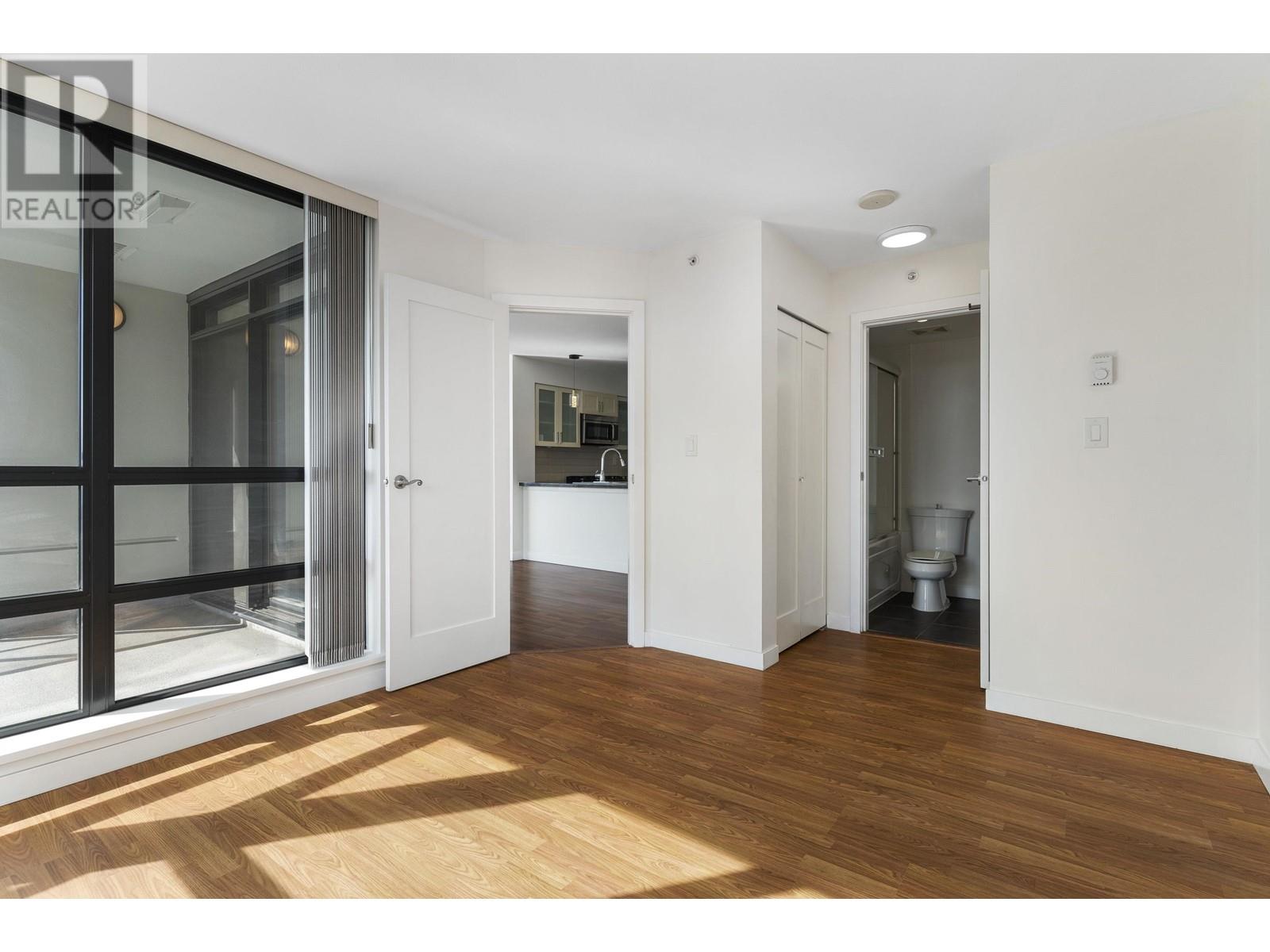 1903 1 Renaissance Square, New Westminster, British Columbia  V3M 0B6 - Photo 16 - R2984931