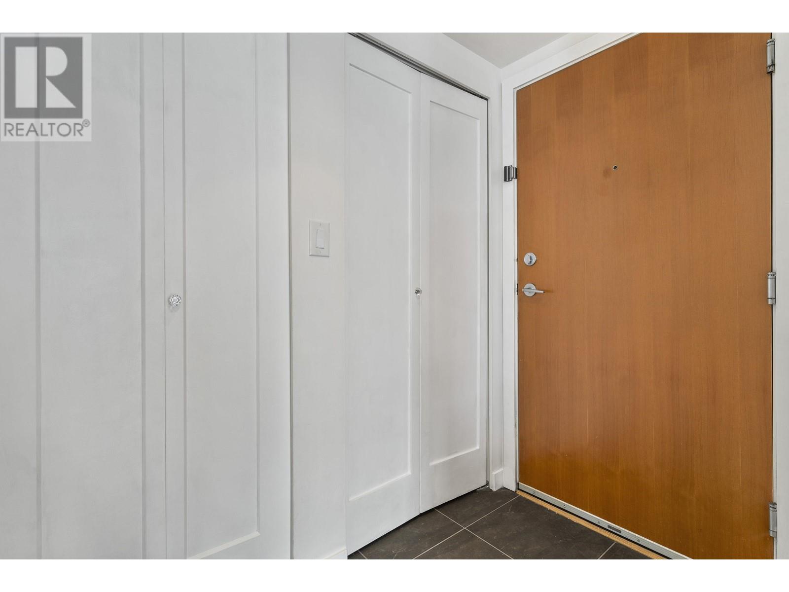 1903 1 Renaissance Square, New Westminster, British Columbia  V3M 0B6 - Photo 22 - R2984931