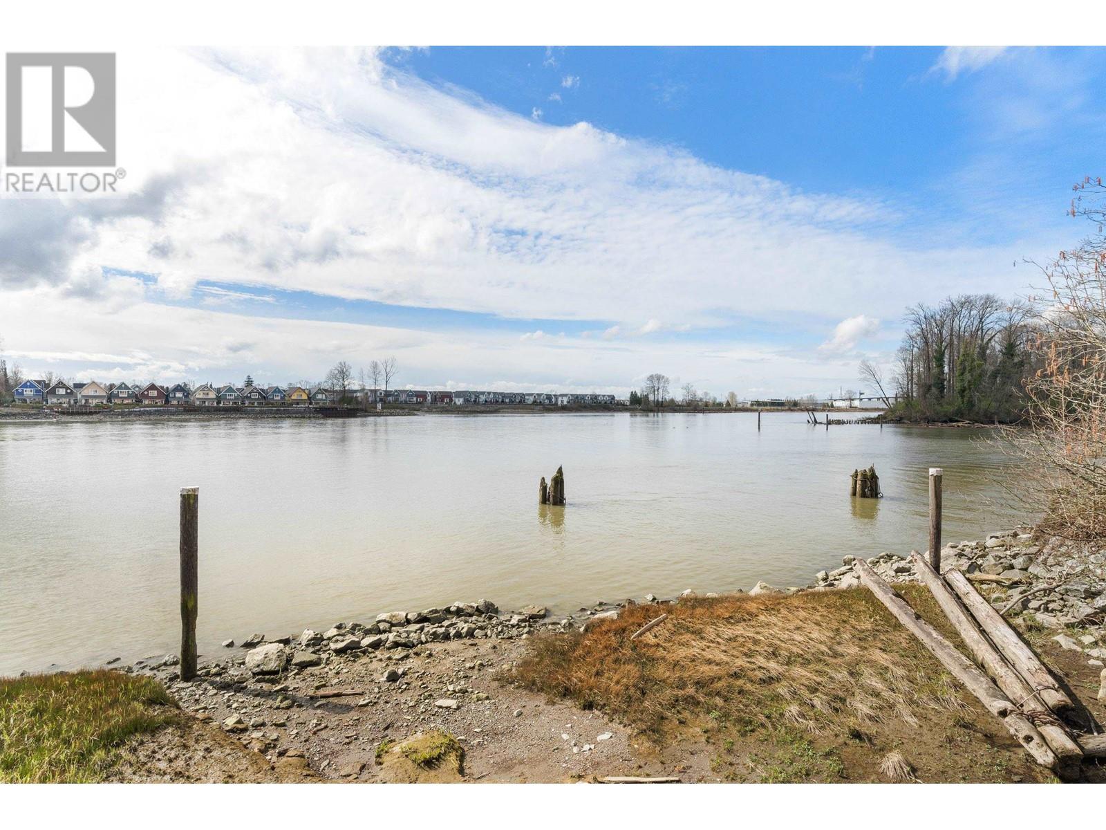 1903 1 Renaissance Square, New Westminster, British Columbia  V3M 0B6 - Photo 37 - R2984931