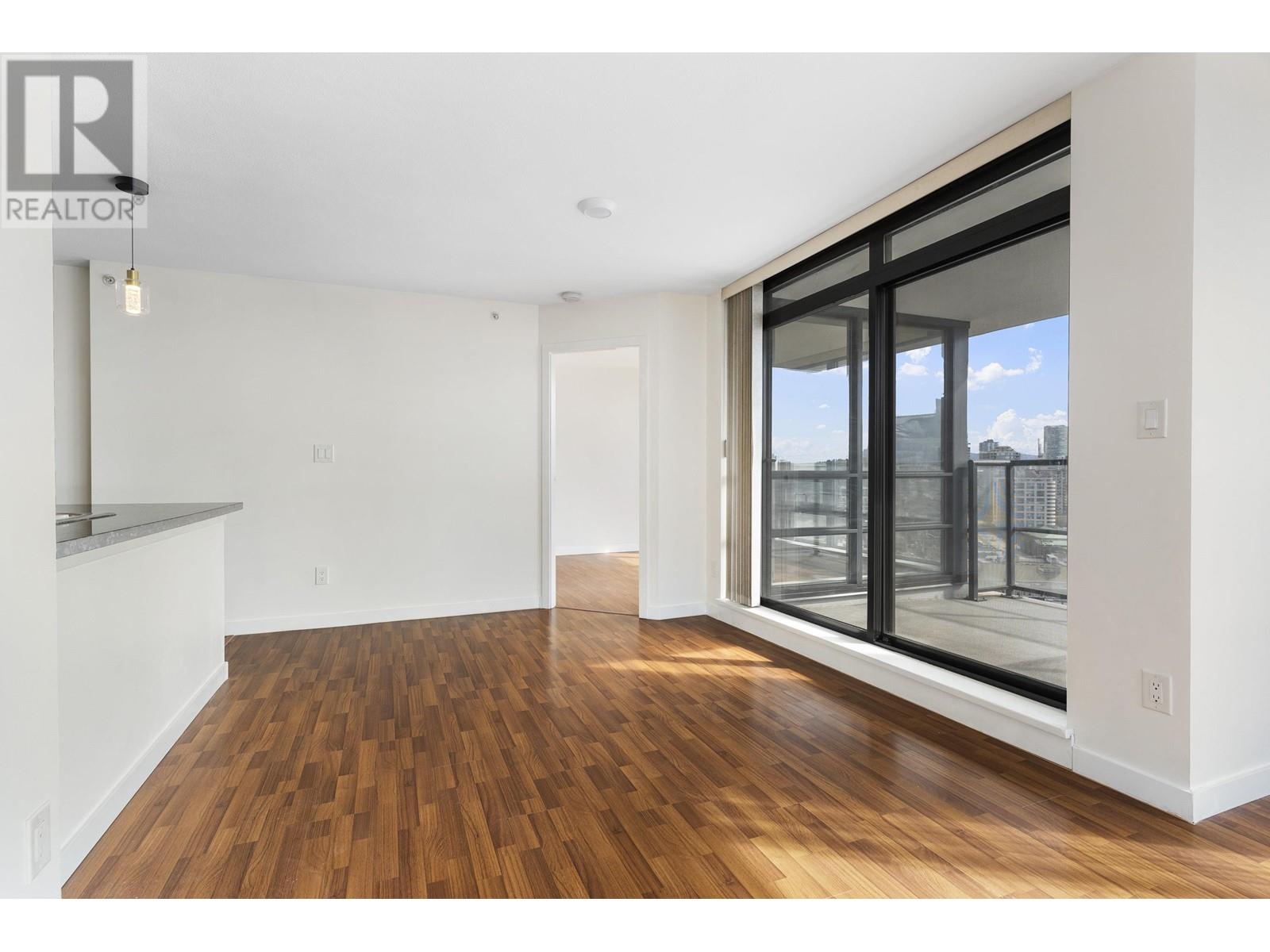 1903 1 Renaissance Square, New Westminster, British Columbia  V3M 0B6 - Photo 9 - R2984931