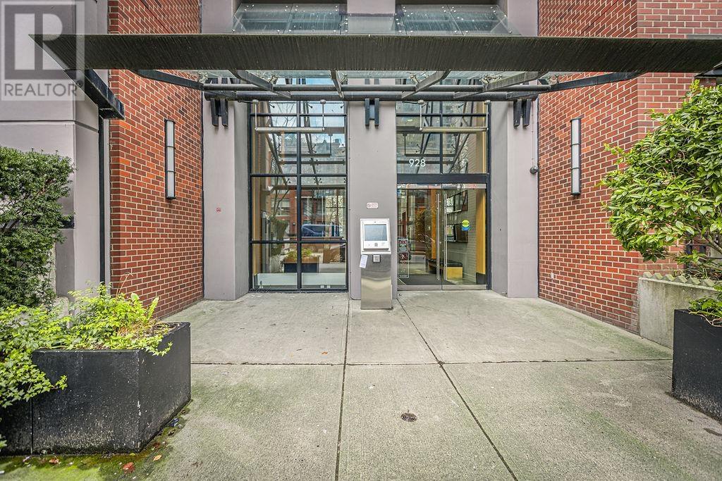 1104 928 Homer Street, Vancouver, British Columbia  V6B 1T7 - Photo 2 - R2984952