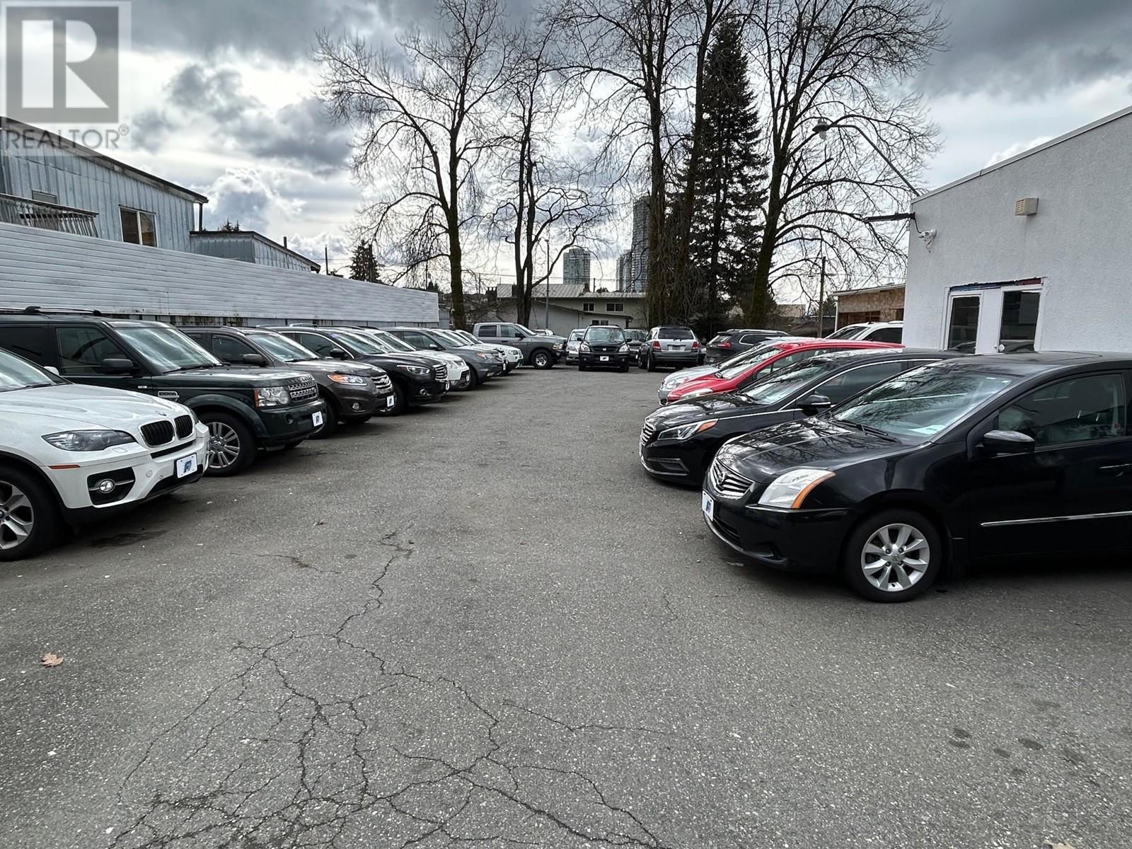 Property at 7777 KINGSWAY image 2