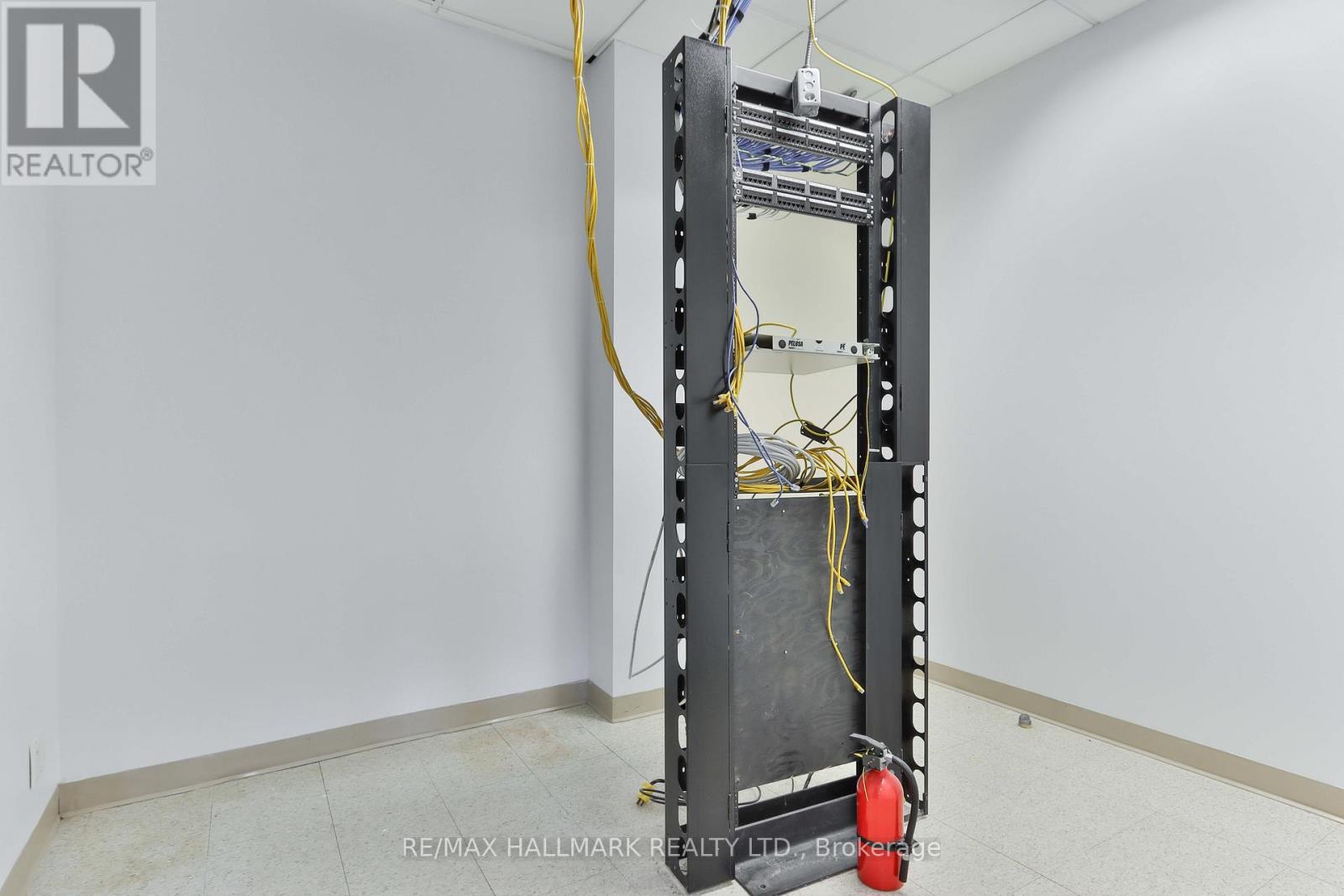 11 - 1111 Stellar Drive, Newmarket (Newmarket Industrial Park), Ontario  L3Y 7B8 - Photo 10 - N12055524