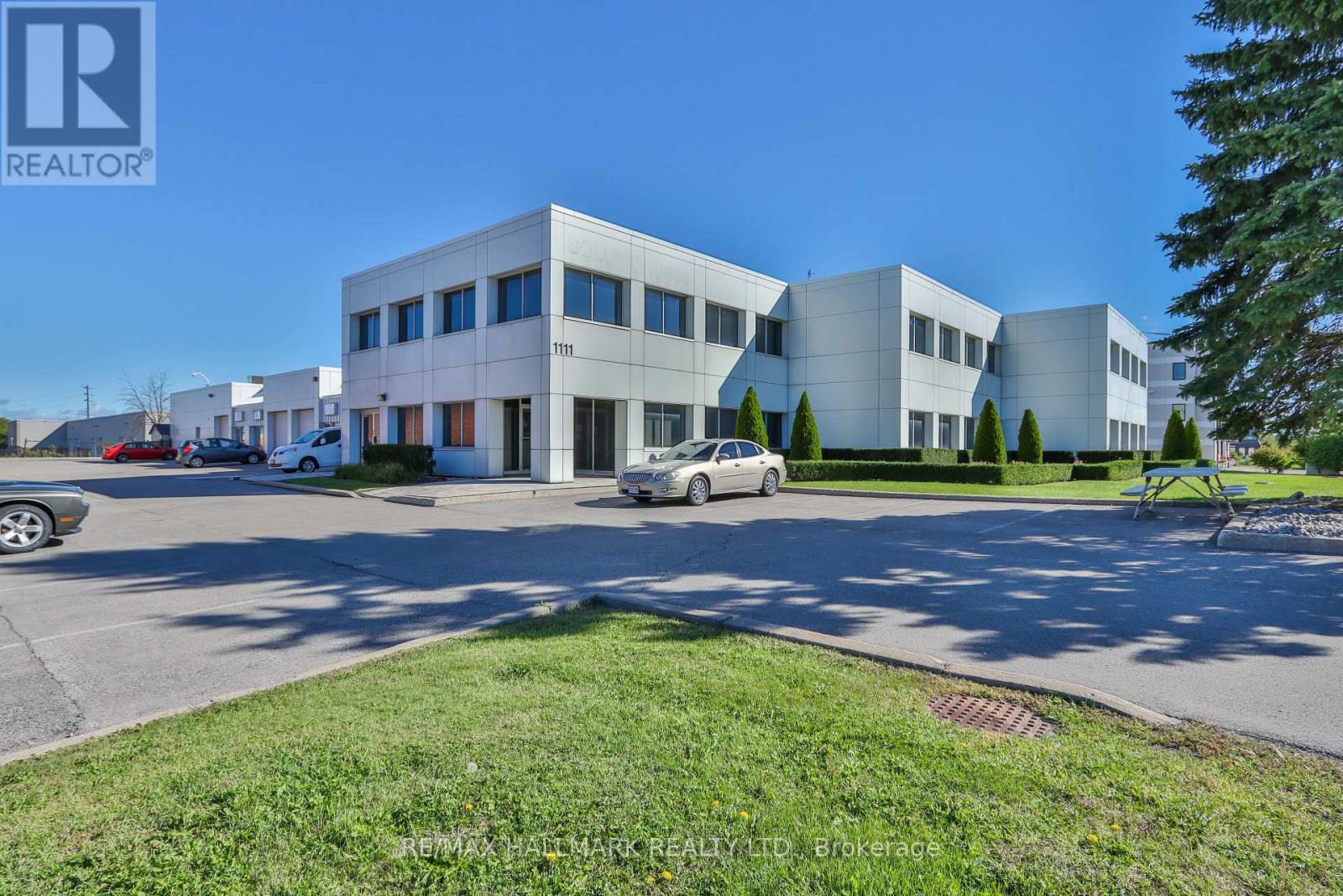 11 - 1111 Stellar Drive, Newmarket (Newmarket Industrial Park), Ontario  L3Y 7B8 - Photo 2 - N12055524