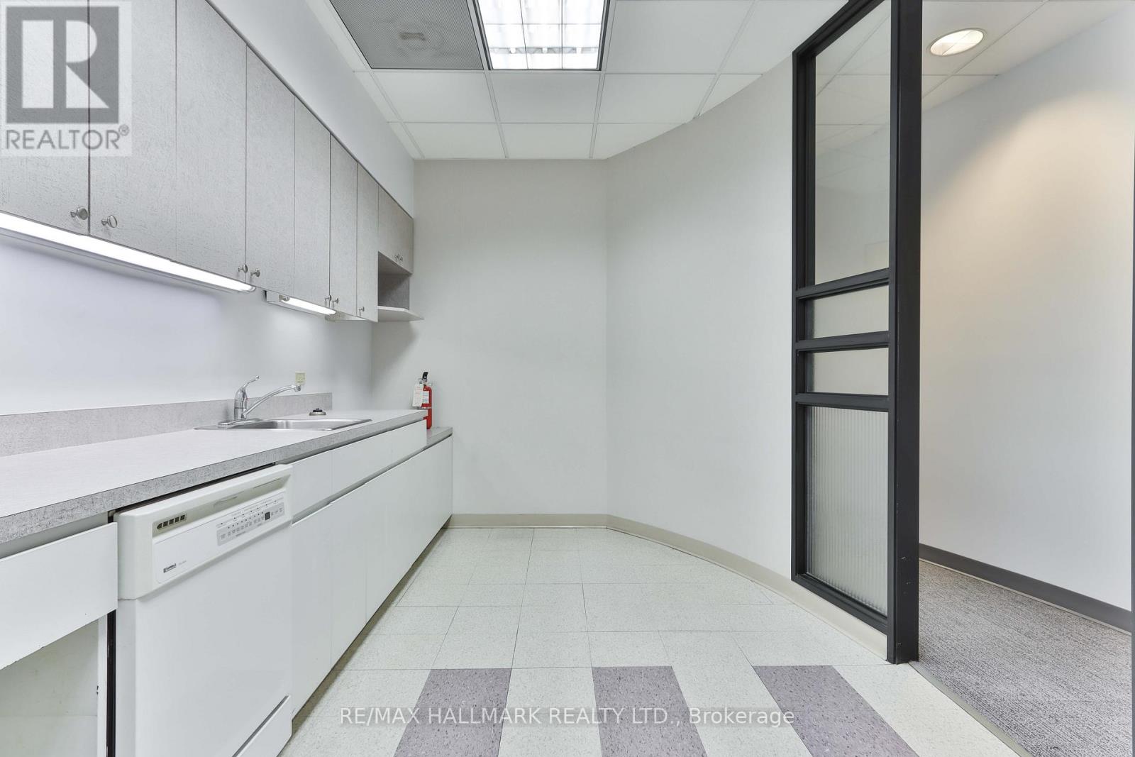 11 - 1111 Stellar Drive, Newmarket (Newmarket Industrial Park), Ontario  L3Y 7B8 - Photo 35 - N12055524