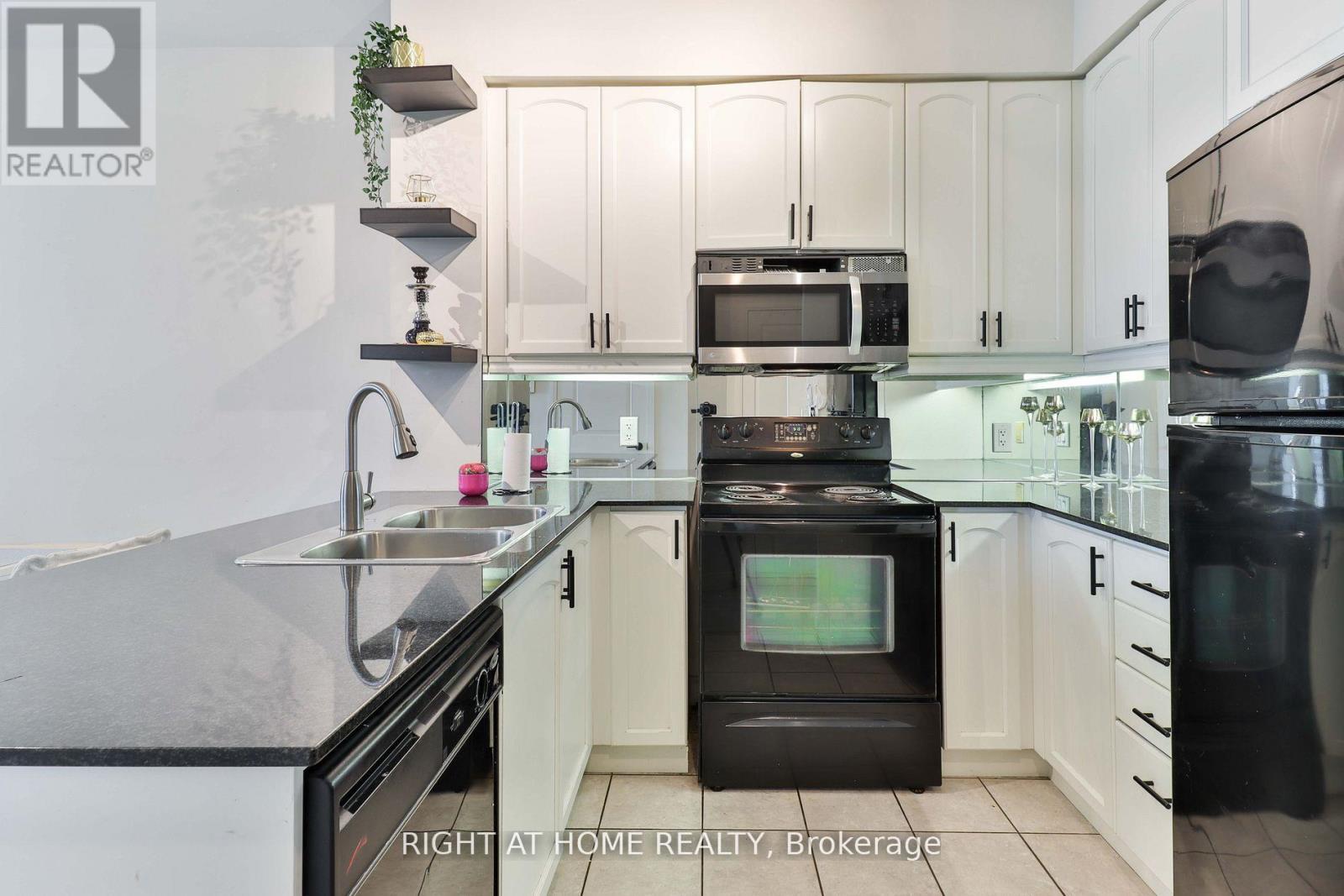 1910 - 70 Absolute Avenue, Mississauga (City Centre), Ontario  L4Z 0A4 - Photo 20 - W12055528