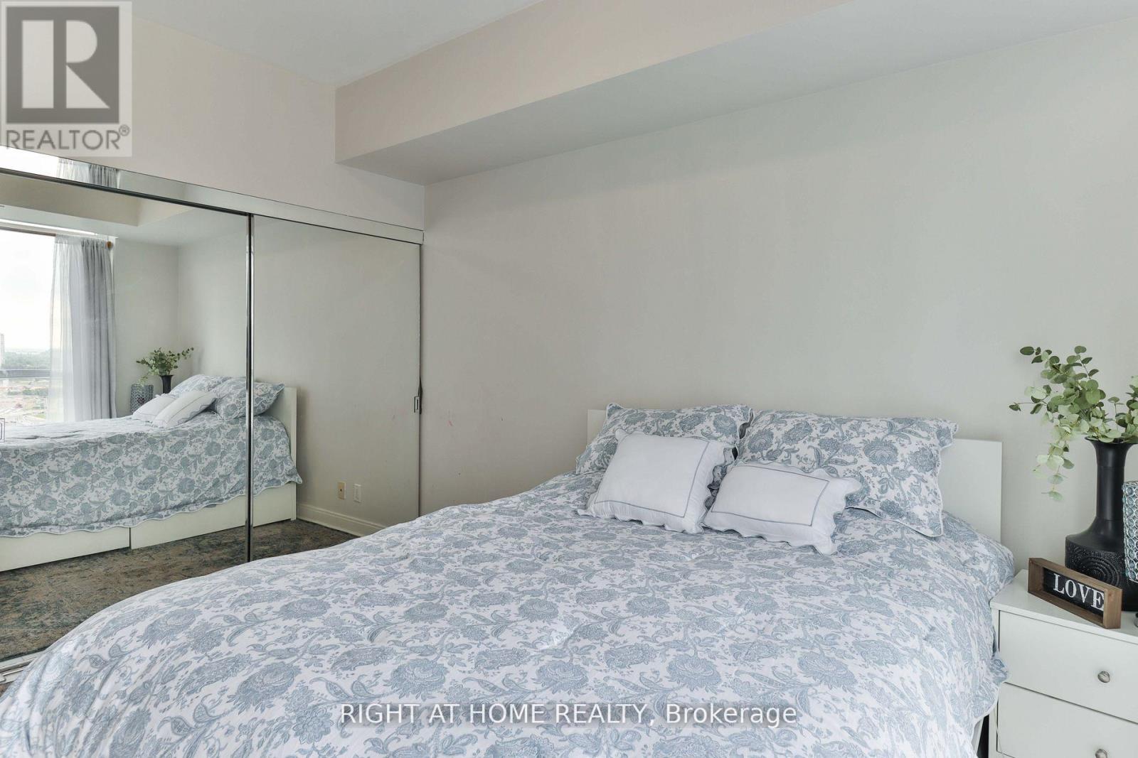 1910 - 70 Absolute Avenue, Mississauga (City Centre), Ontario  L4Z 0A4 - Photo 7 - W12055528