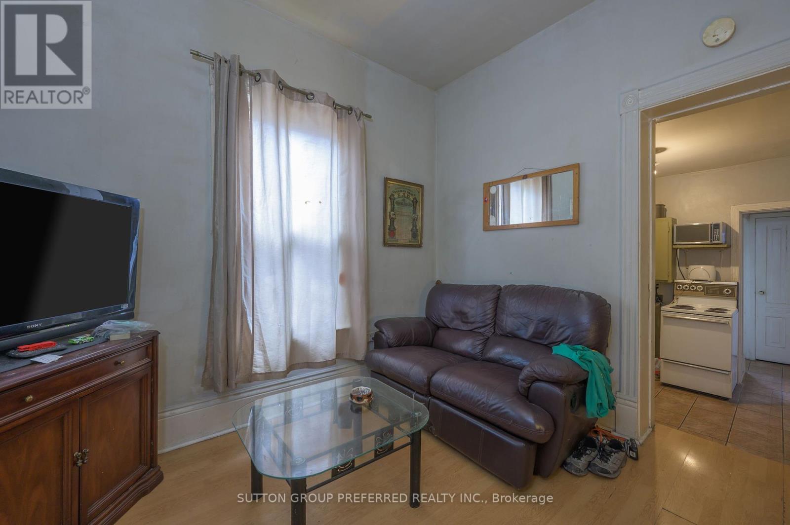 51 Stanley Street, London South, Ontario  N6C 1B2 - Photo 15 - X12055552