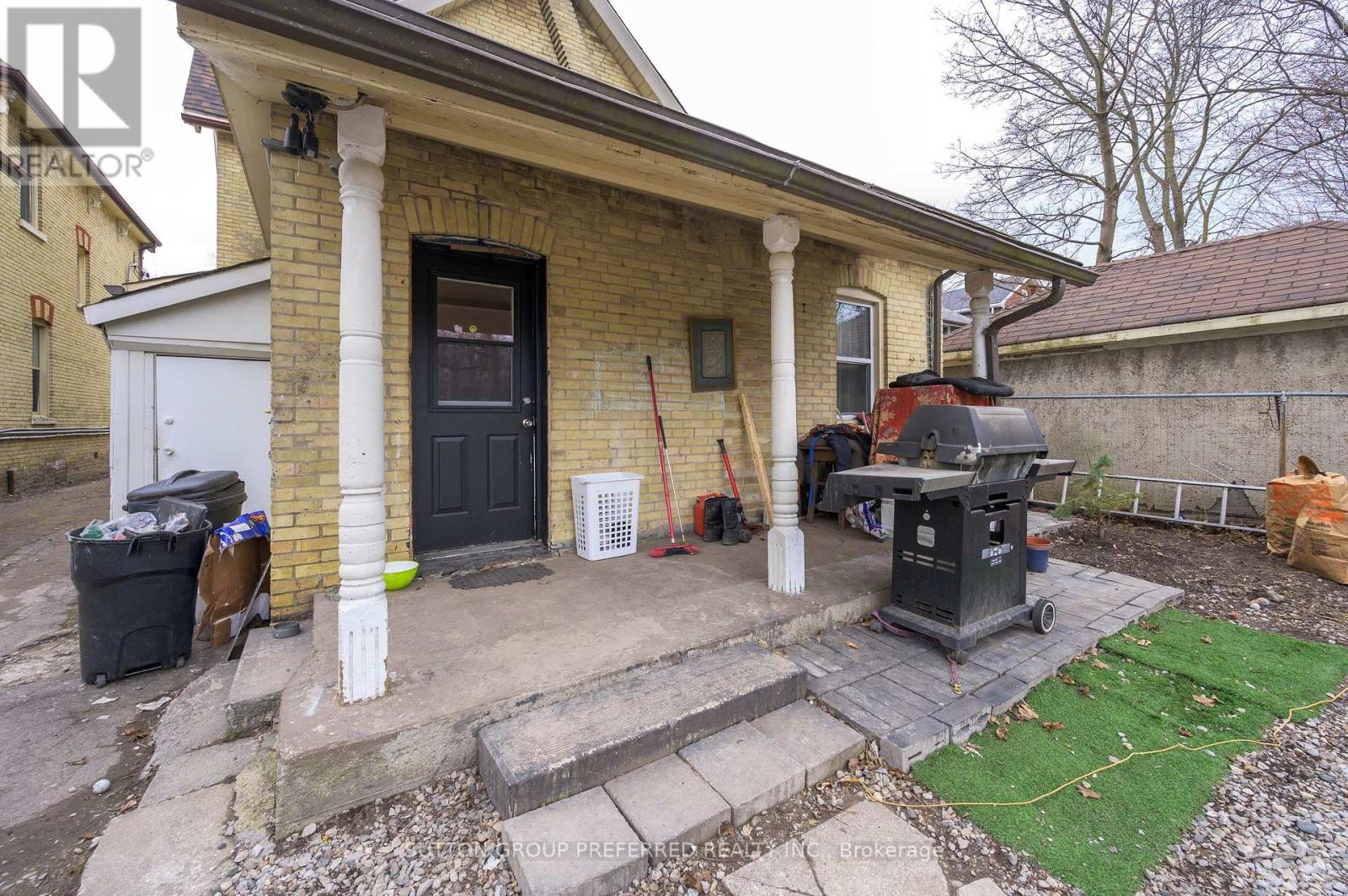 51 Stanley Street, London South, Ontario  N6C 1B2 - Photo 9 - X12055552