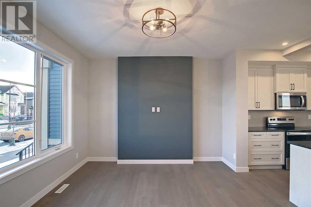 Property at 349 Waterford Boulevard image 5