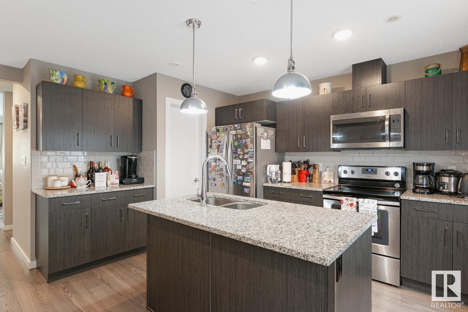 #1 2215 24 St Nw Nw, Edmonton, Alberta  T6T 1A6 - Photo 11 - E4427432