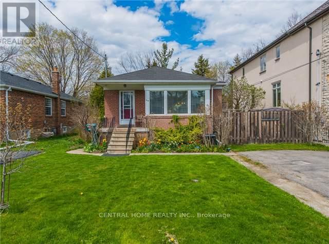 164 FRANKLIN AVENUE, Toronto, Ontario