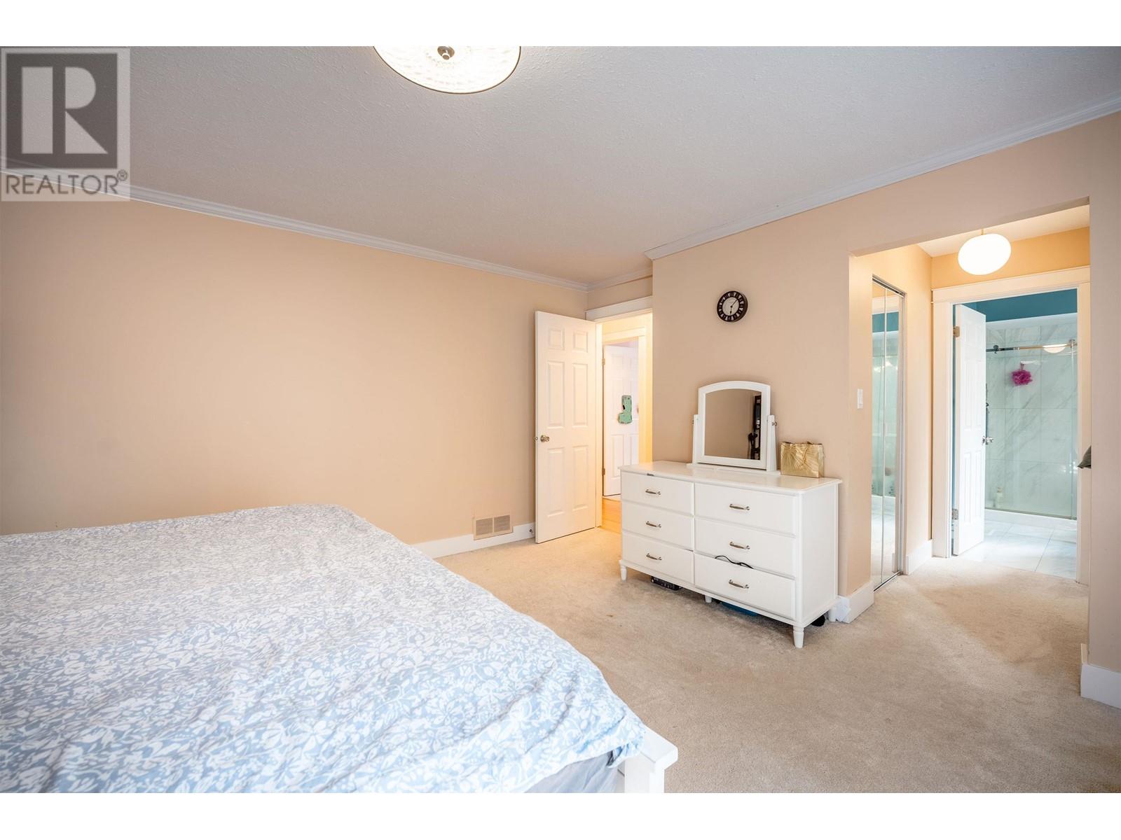 5535 Huckleberry Lane, North Vancouver, British Columbia  V7R 4N9 - Photo 16 - R2984692