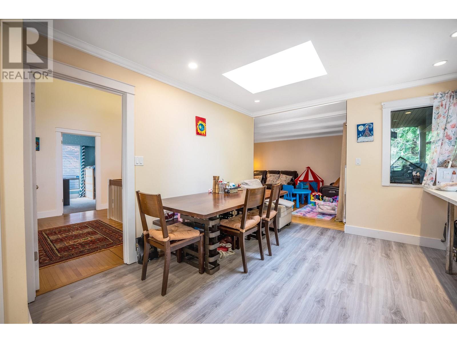 5535 Huckleberry Lane, North Vancouver, British Columbia  V7R 4N9 - Photo 11 - R2984692