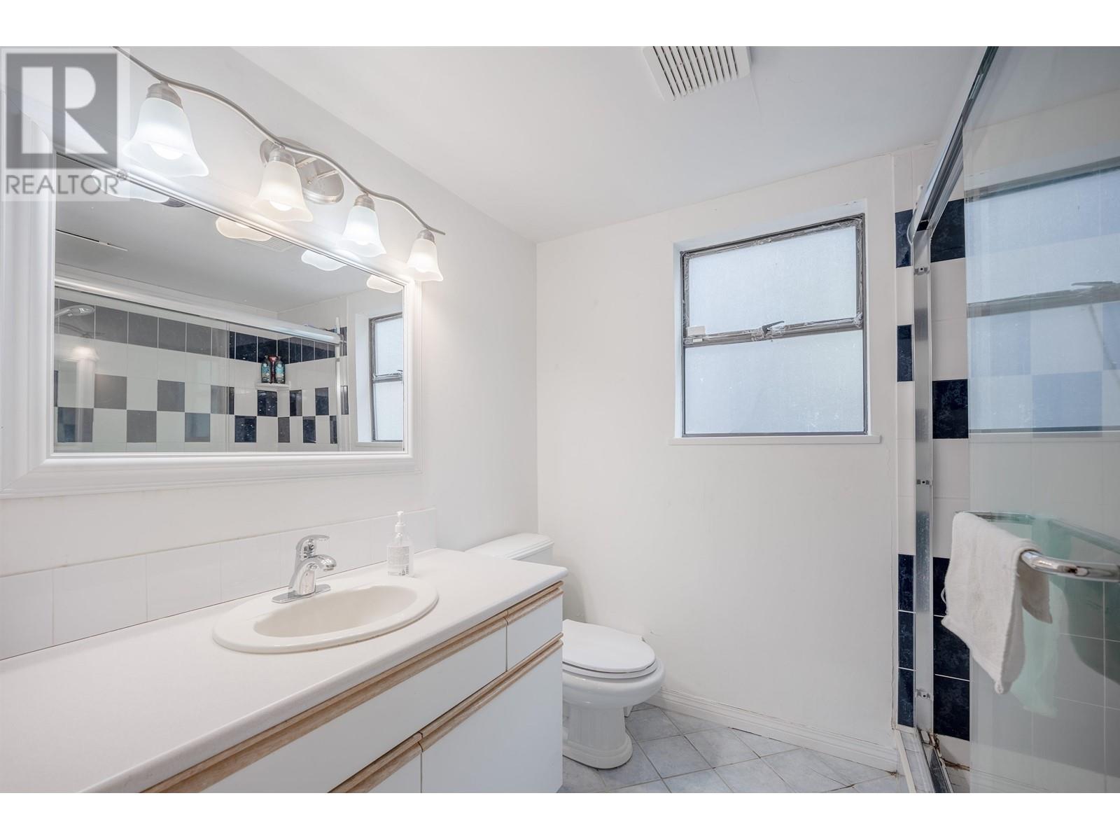 5535 Huckleberry Lane, North Vancouver, British Columbia  V7R 4N9 - Photo 29 - R2984692